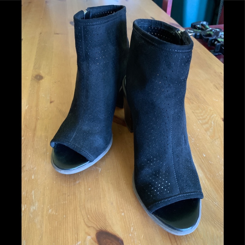 Heeled Sandals/Booties